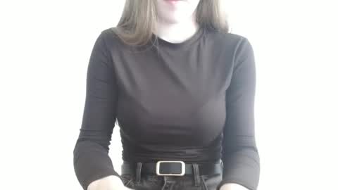 Vivian online show from 06.02.26