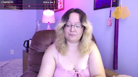 love_you_julia online show from 09.14.25