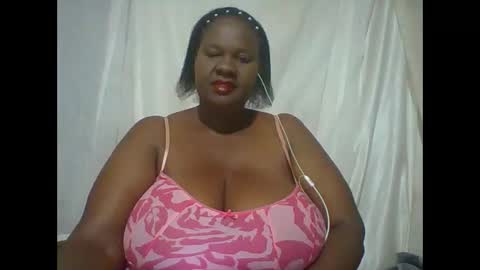 Lynn online show from 11.10.25