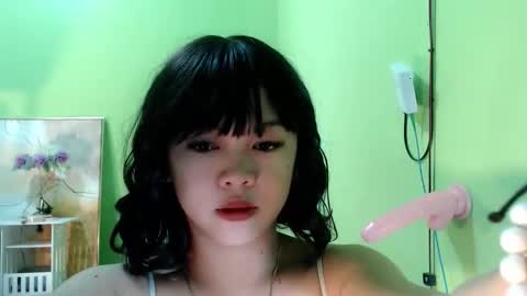 Snapshot of lovee_gelly chatting on 09.24.25 Gelly online show from 09.24.25