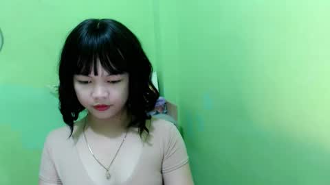 Snapshot of lovee_gelly chatting on 10.02.25 Gelly online show from 10.02.25