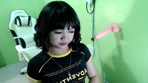 Snapshot of lovee_gelly chatting on 10.10.25 Gelly online show from 10.10.25