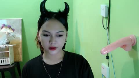 Snapshot of lovee_gelly chatting on 11.01.25 Gelly online show from 11.01.25