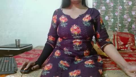 Snapshot of lovefunnitya chatting on 12.23.24 Divya online show from 12.23.24