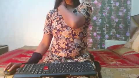 Snapshot of lovefunnitya chatting on 12.28.24 Divya online show from 12.28.24