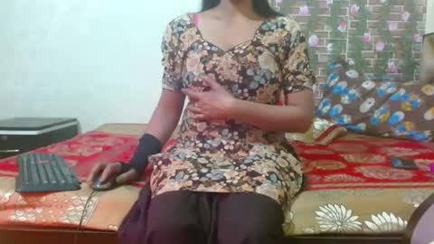 Snapshot of lovefunnitya chatting on 01.13.25 Divya online show from 01.13.25