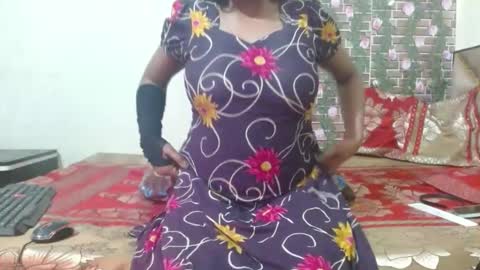 Snapshot of lovefunnitya chatting on 01.16.25 Divya online show from 01.16.25