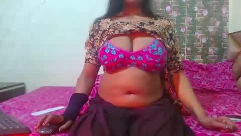 Snapshot of lovefunnitya chatting on 02.11.25 Divya online show from 02.11.25