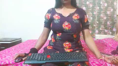 Snapshot of lovefunnitya chatting on 02.25.25 Divya online show from 02.25.25