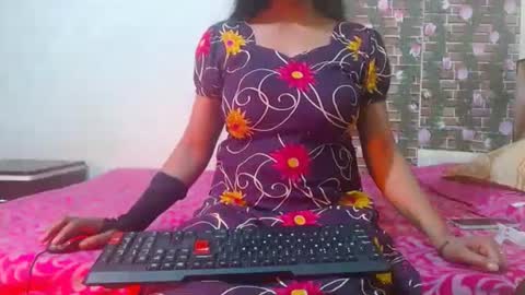 Snapshot of lovefunnitya chatting on 02.27.25 Divya online show from 02.27.25
