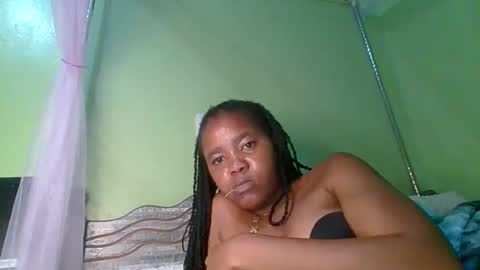 lovegal335 online show from 04.21.26