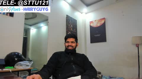 Snapshot of lovehairyindian chatting on 01.06.25 Indian hairy online show from 01.06.25
