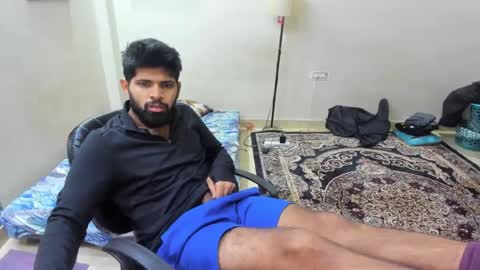 Snapshot of lovehairyindian chatting on 01.10.25 Indian hairy online show from 01.10.25