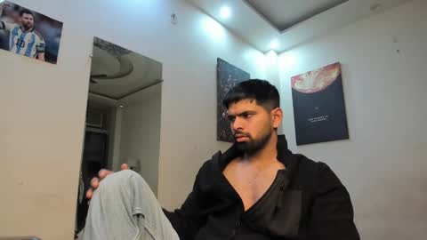 Snapshot of lovehairyindian chatting on 02.27.25 Indian hairy online show from 02.27.25