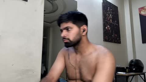 Snapshot of lovehairyindian chatting on 03.05.25 Indian hairy online show from 03.05.25