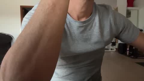 Snapshot of loveisperfect chatting on 10.11.25 Loveisperfect online show from 10.11.25