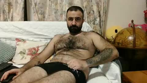 Snapshot of loveivat80 chatting on 01.25.25 loveivat80 online show from 01.25.25