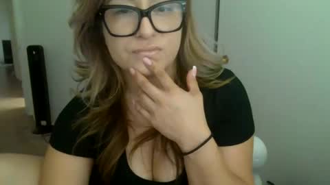 Doll 4 you online show from 10.09.25