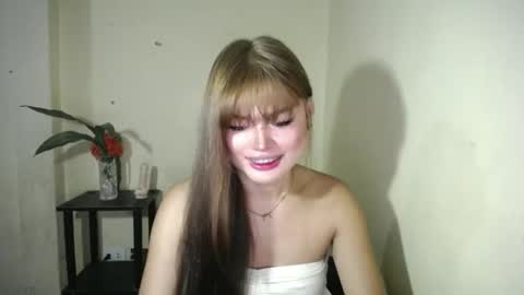 lovelily_xoxo online show from 02.06.26