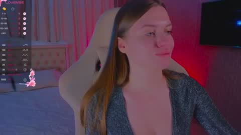 Laura online show from 12.10.24