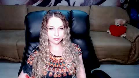 private open online show from 04.22.26