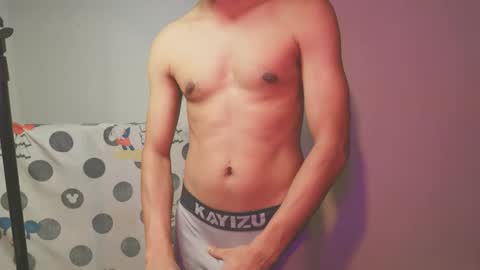 Snapshot of lovely__person chatting on 02.10.25 Lovely Person online show from 02.10.25