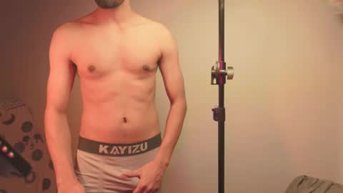 Snapshot of lovely__person chatting on 02.12.25 Lovely Person online show from 02.12.25