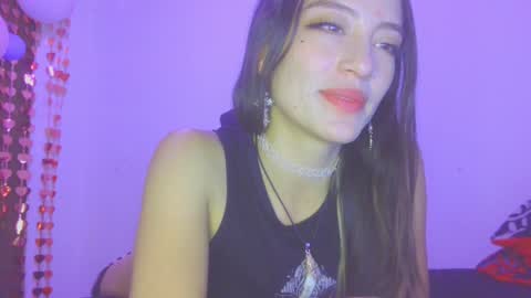 Snapshot of lovely_akira_xwx chatting on 01.24.25 Tami online show from 01.24.25