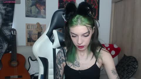 Cassie online show from 12.19.24