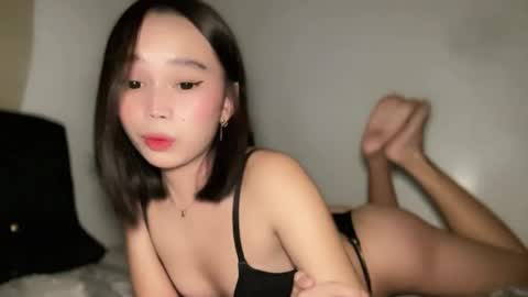 lovely_cittie18 online show from 11.29.25