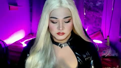 Snapshot of lovely_coleen chatting on 11.29.25 lovely_coleen online show from 11.29.25