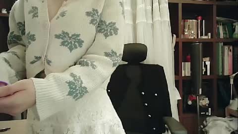 DANA KIM online show from 01.18.25