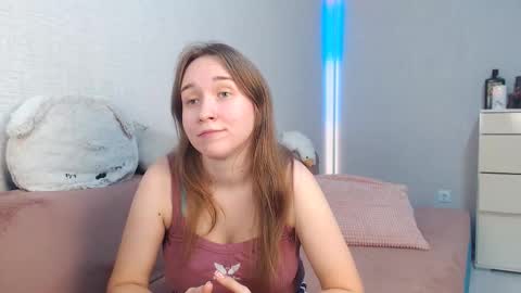 Lovely Hayley online show from 09.12.25