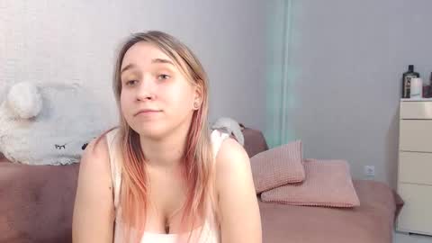 Lovely Hayley online show from 11.07.25