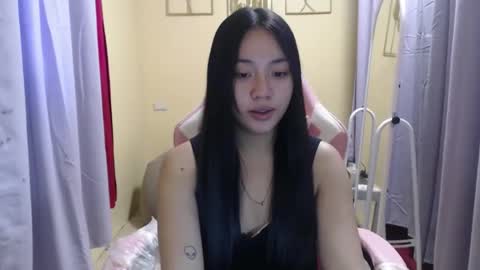 lovely_leah23 online show from 09.17.25