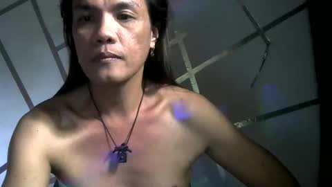 Snapshot of lovely_manificent4u chatting on 12.31.24 Lest online show from 12.31.24