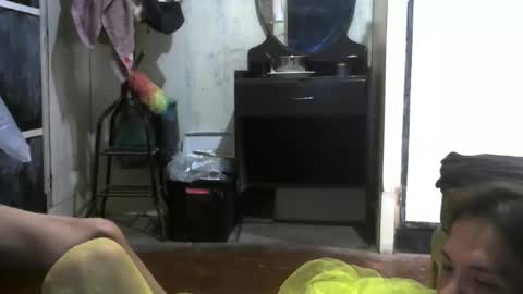 Snapshot of lovely_manificent4u chatting on 02.14.25 Lest online show from 02.14.25