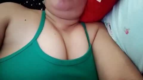 lovely_orchid online show from 02.03.25