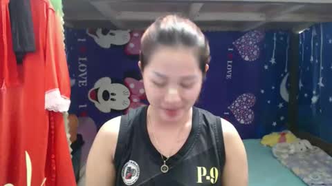Snapshot of lovely_singlemom chatting on 04.23.26 ask me dear online show from 04.23.26
