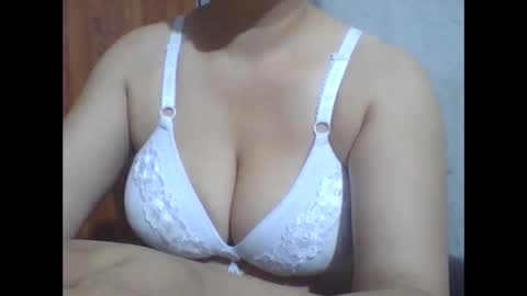 katrina follow me guys online show from 10.24.25