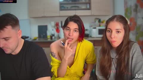 Snapshot of lovelydany3 chatting on 12.11.24 lovelydany3 online show from 12.11.24