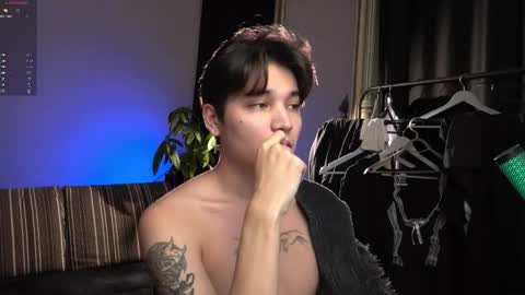 Snapshot of lovelydany3 chatting on 09.28.25 lovelydany3 online show from 09.28.25