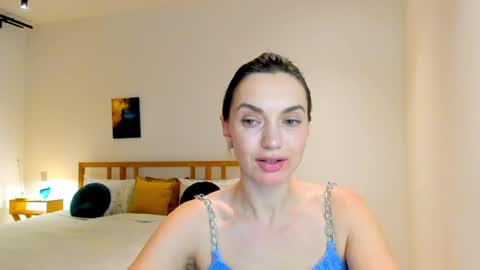 Mia online show from 12.17.24