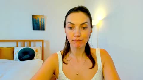 Mia online show from 12.19.24