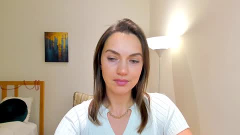 Mia online show from 12.30.24