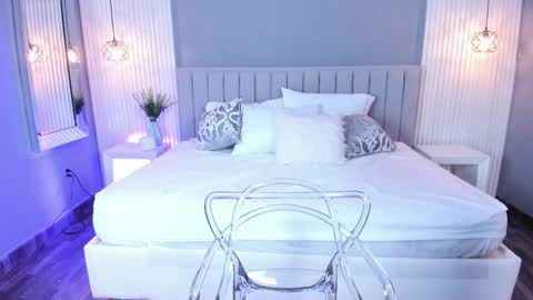 Lovely online show from 09.28.25