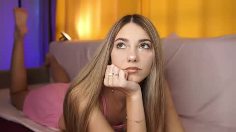 lovelygracee online show from 04.12.26