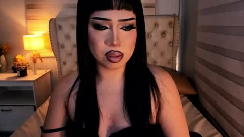 Snapshot of lovelymarie69 chatting on 06.26.26 Rebeca online show from 06.26.26