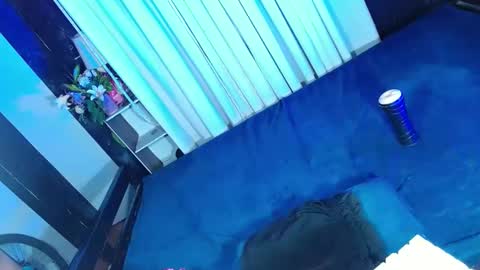 Snapshot of lovelymiss_shyna11 chatting on 02.12.25 lovelymiss_shyna11 online show from 02.12.25