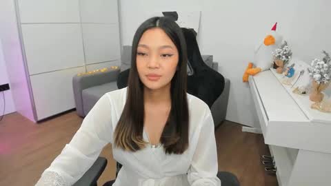 kim online show from 12.12.24